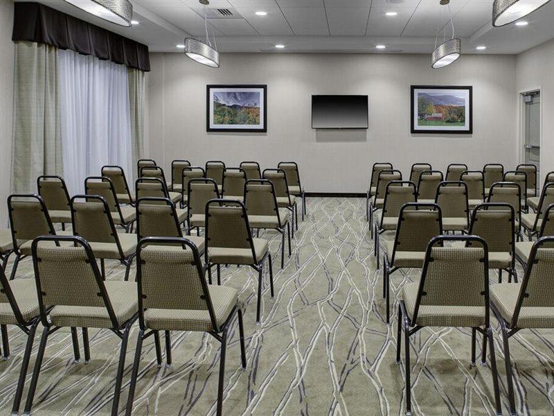 Hampton Inn & Suites Manchester, Vt Esterno foto