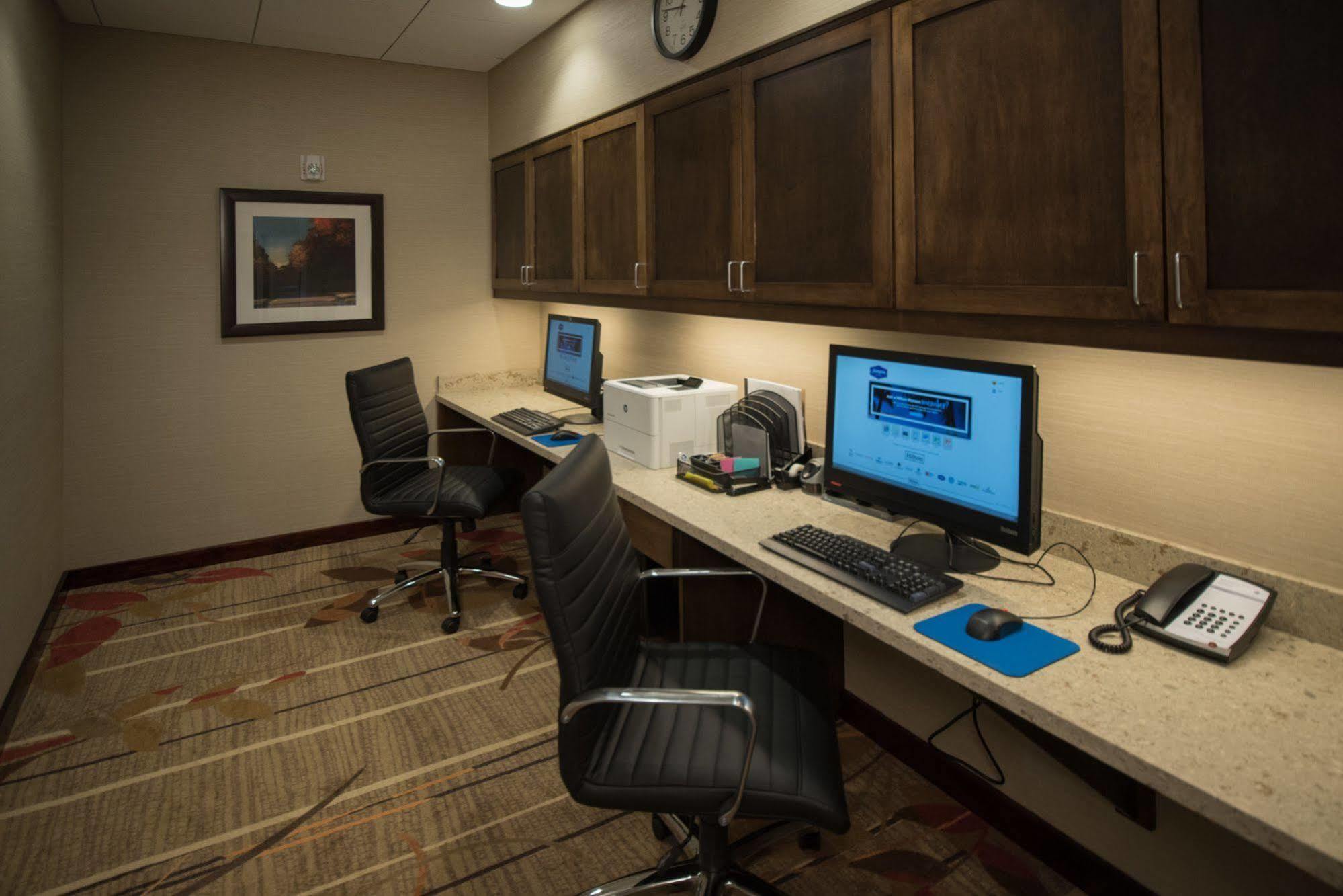 Hampton Inn & Suites Manchester, Vt Esterno foto